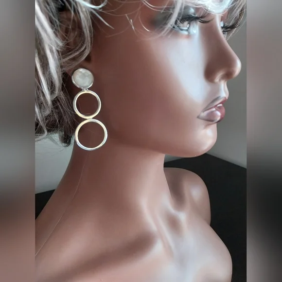 Elle Elegant Silver Sterling Earrings - Picture 10 of 14